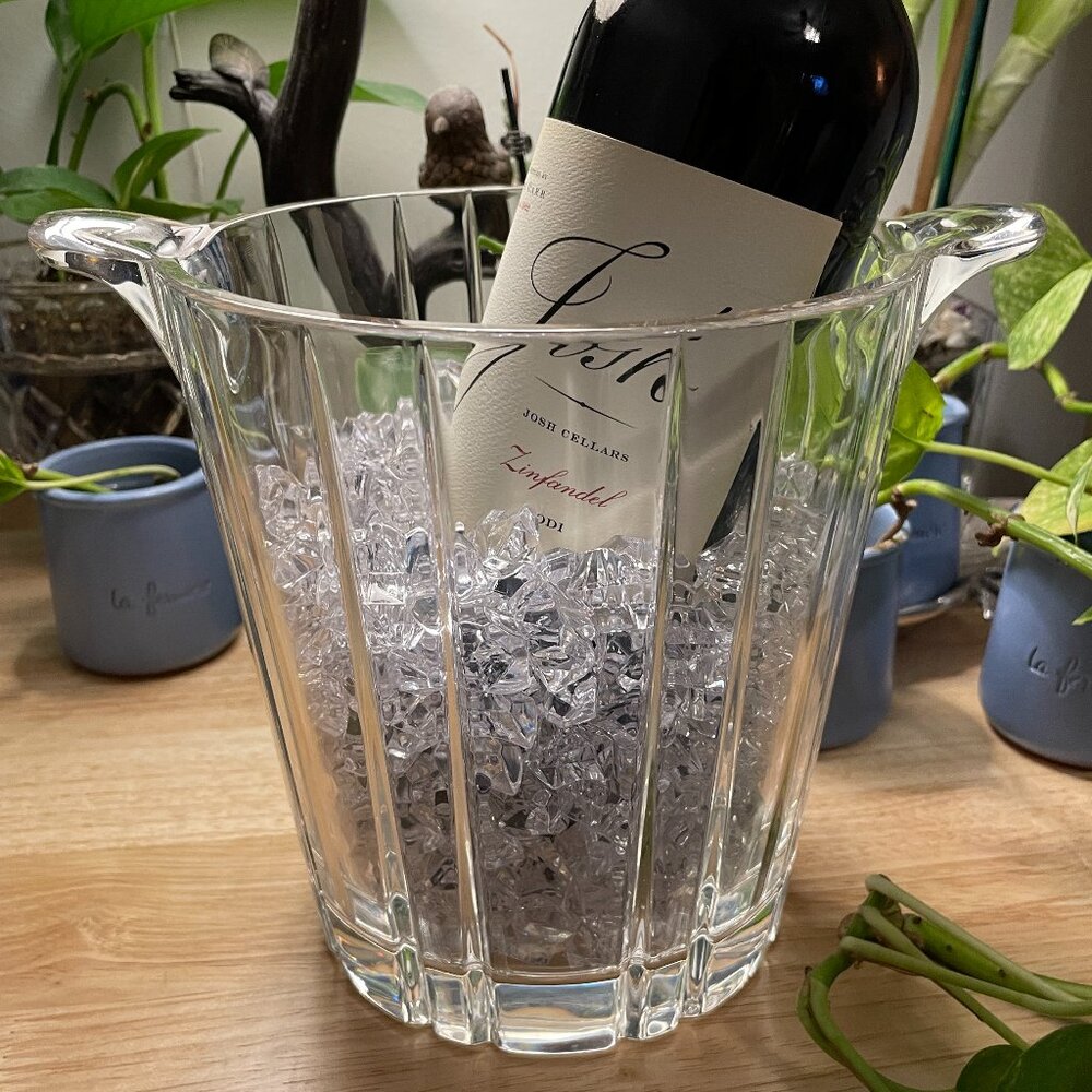 VINTAGE CRYSTAL Ice Bucket in Excellent Used Condition